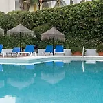 75-Apartment With Views In Elviria, Marbella