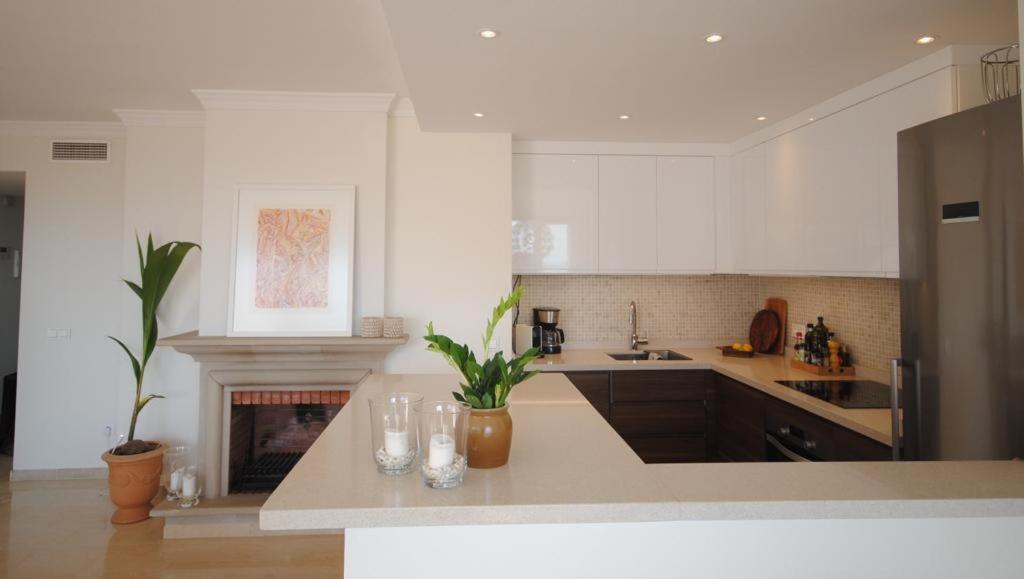 75-apartment With Views In Elviria, Apartment *