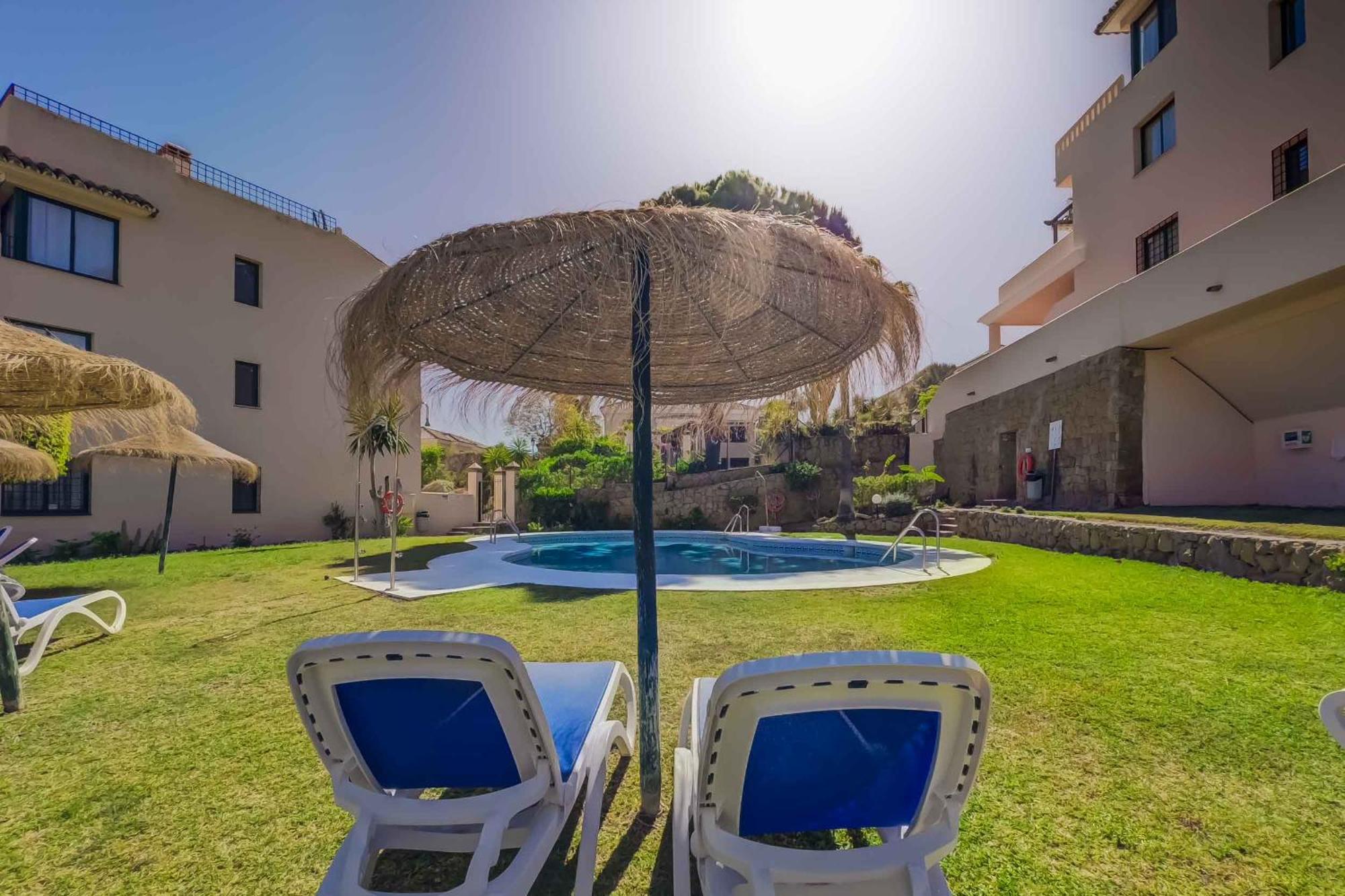Apartment 75-apartment With Views In Elviria,