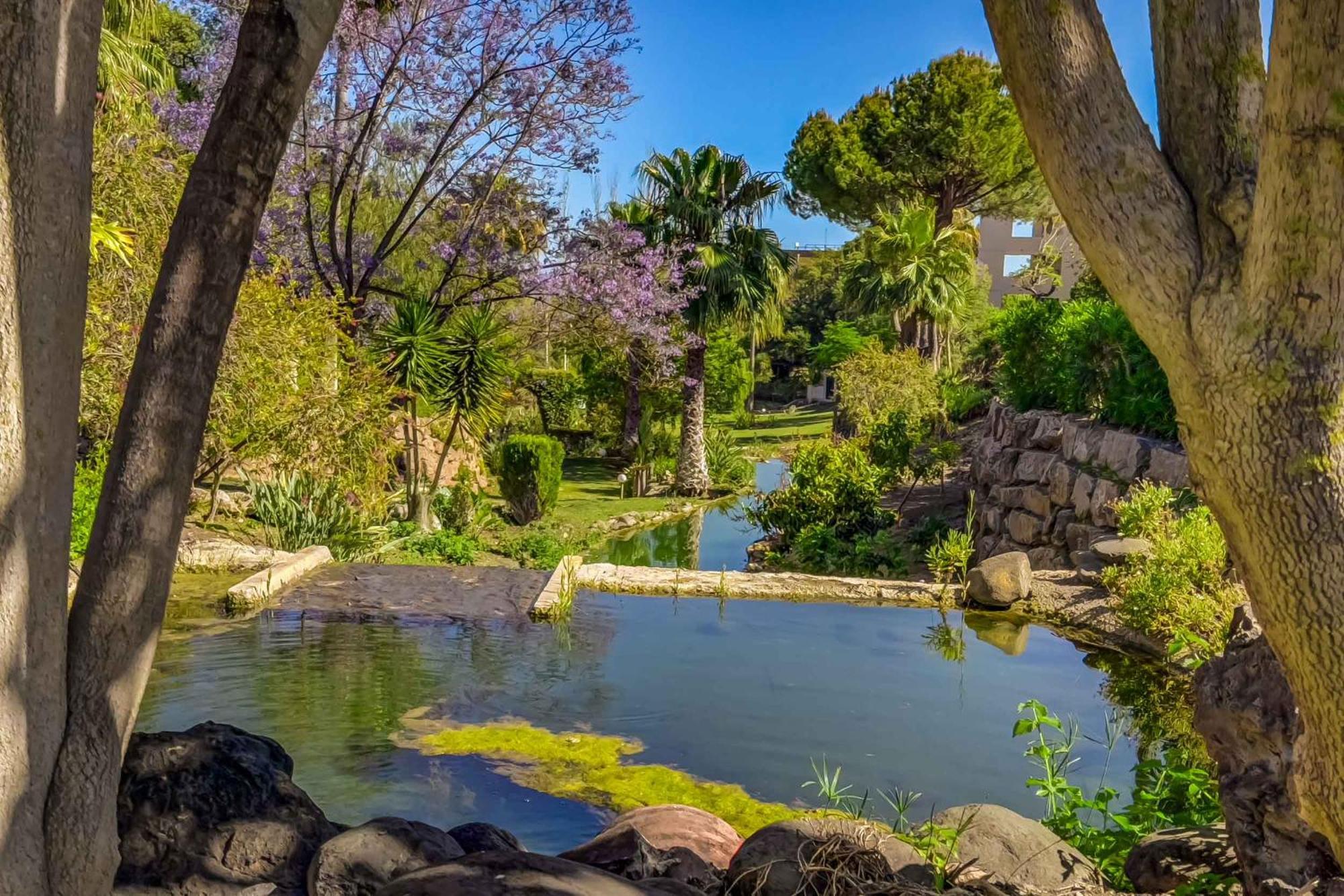 75-apartment With Views In Elviria, Marbella